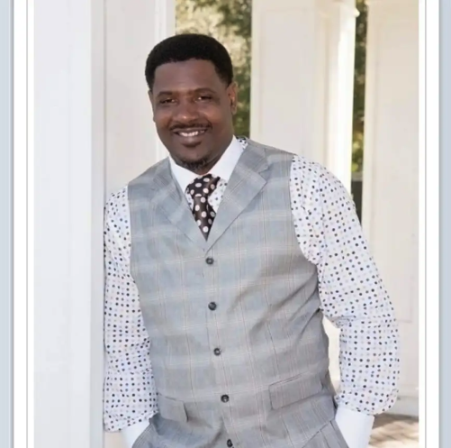 Apostle Lee Roberson